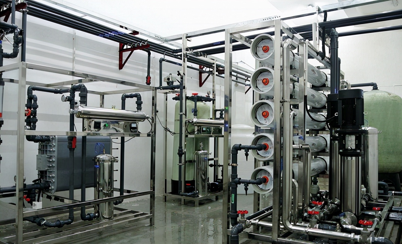 根據(jù)水質(zhì)怎么來(lái)選擇合適的沈陽(yáng)水處理設(shè)備？