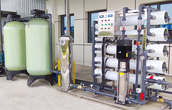 購(gòu)買(mǎi)反滲透水處理設(shè)備需要注意四個(gè)因素